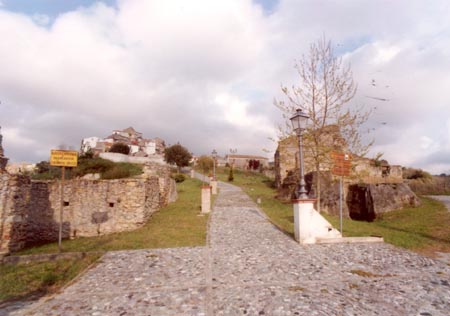 Ruderi di case gentilizie del 700 (6)