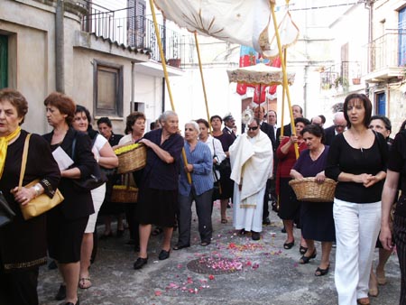 92 CORPUS DOMINI 29-5-2005 1 (10)