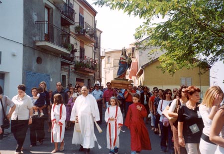 SANTA MARIA DELLE GRAZIE  PROCESSIONE DEL 21-9-2003 (4)